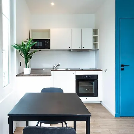Apartment Maska - Avec Terrasse Proche Et Aeroport De *
