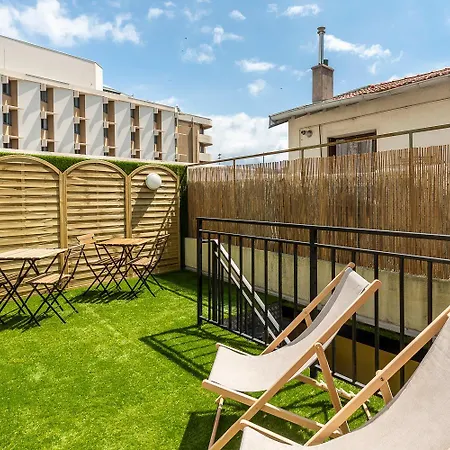 Apartment Maska - Avec Terrasse Proche Et Aeroport De *